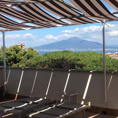 Апартаменты Casa Bice Amazing View Of Vesuvius Сорренто Экстерьер фото
