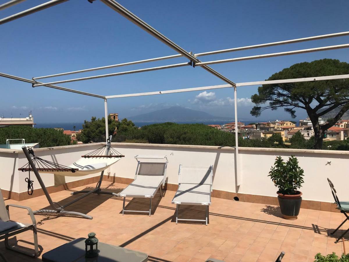 Апартаменты Casa Bice Amazing View Of Vesuvius Сорренто Экстерьер фото