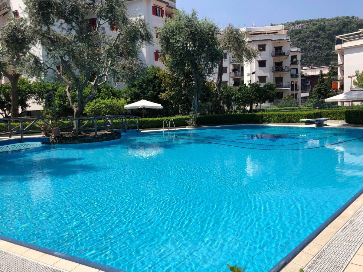 Апартаменты Casa Bice Amazing View Of Vesuvius Сорренто Экстерьер фото